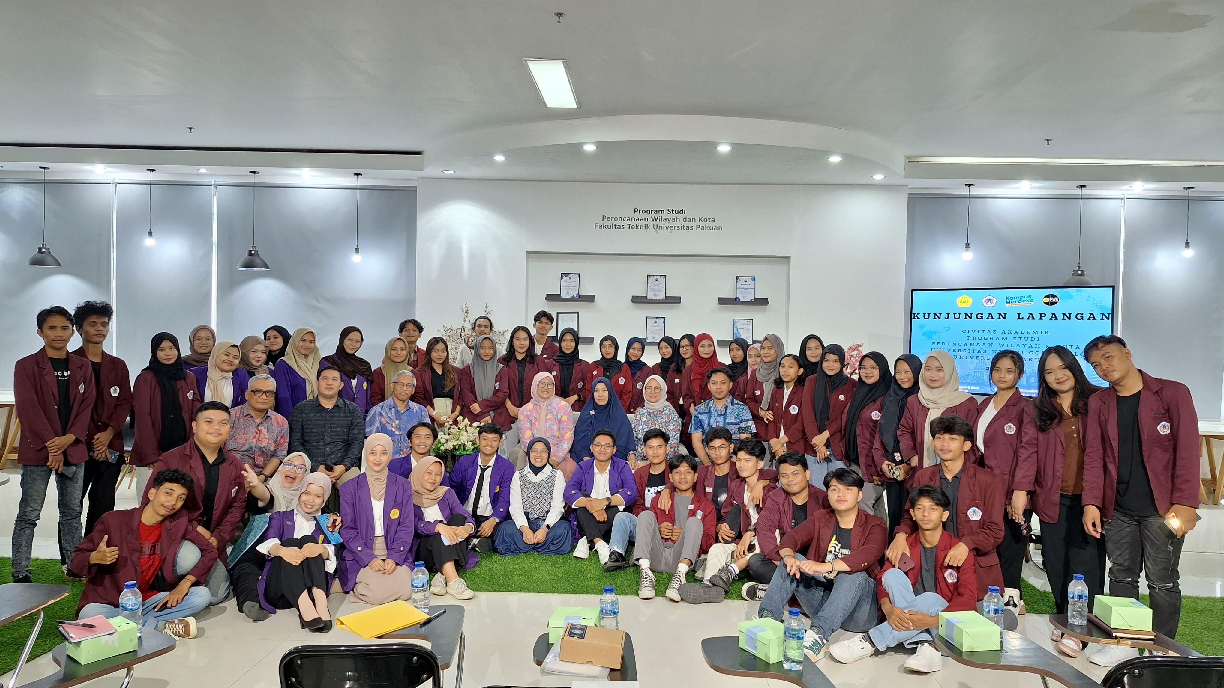 Informasi | Teknik Arsitektur | Kunjungan Dosen dan Mahasiswa Prodi PWK ...